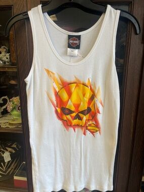 Harley-Davidson White Tank with Yellow-Orange Red Flame Skull